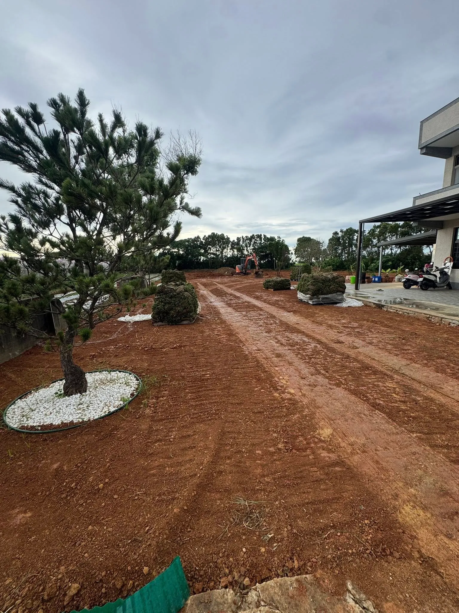 農舍周圍整地完成狀態